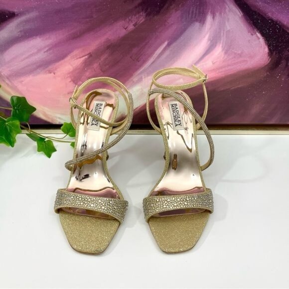 Badgley Mischka Brand Sally Curvy Heel Stiletto Sandal in Gold Size 9 - Picture 5 of 11